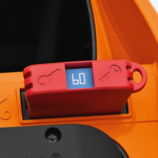 מכסחת נטענת RMA 460